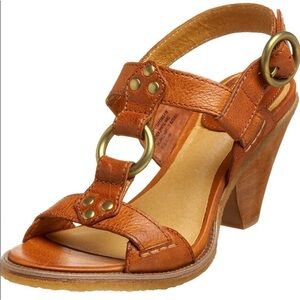Frye Mandy T Strap brown leather up gladiator gold hardware open toe sandal cone